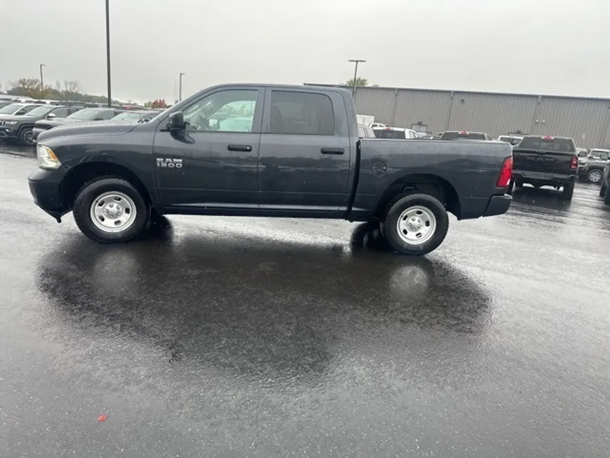 2018 Ram 1500 Tradesman photo 1