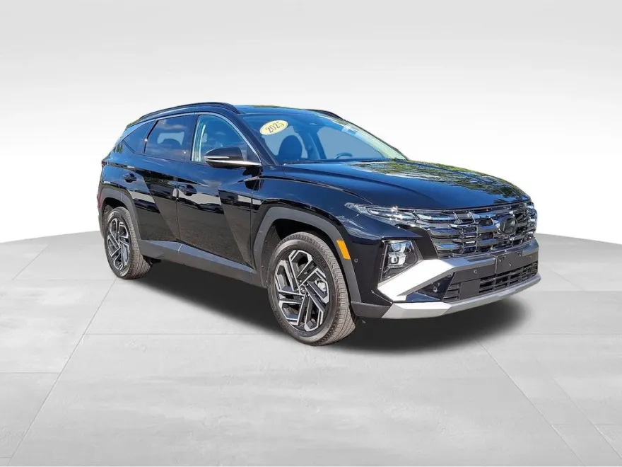 2025 Hyundai Tucson Limited photo 1