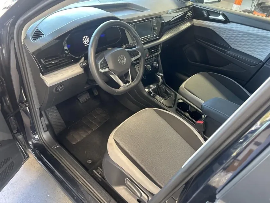 2024 Volkswagen Taos S photo 1