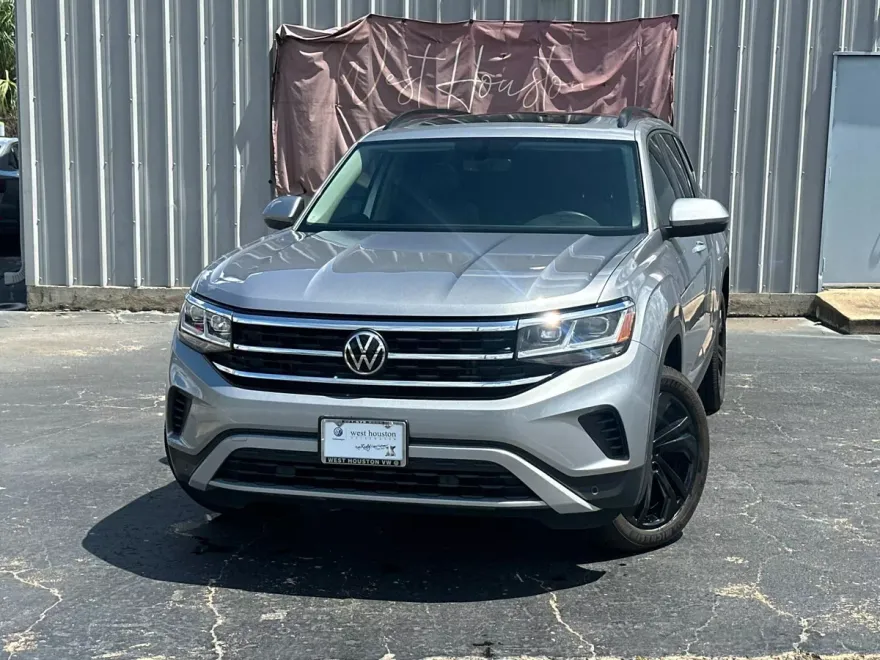2022 Volkswagen Atlas SE Technology photo 1