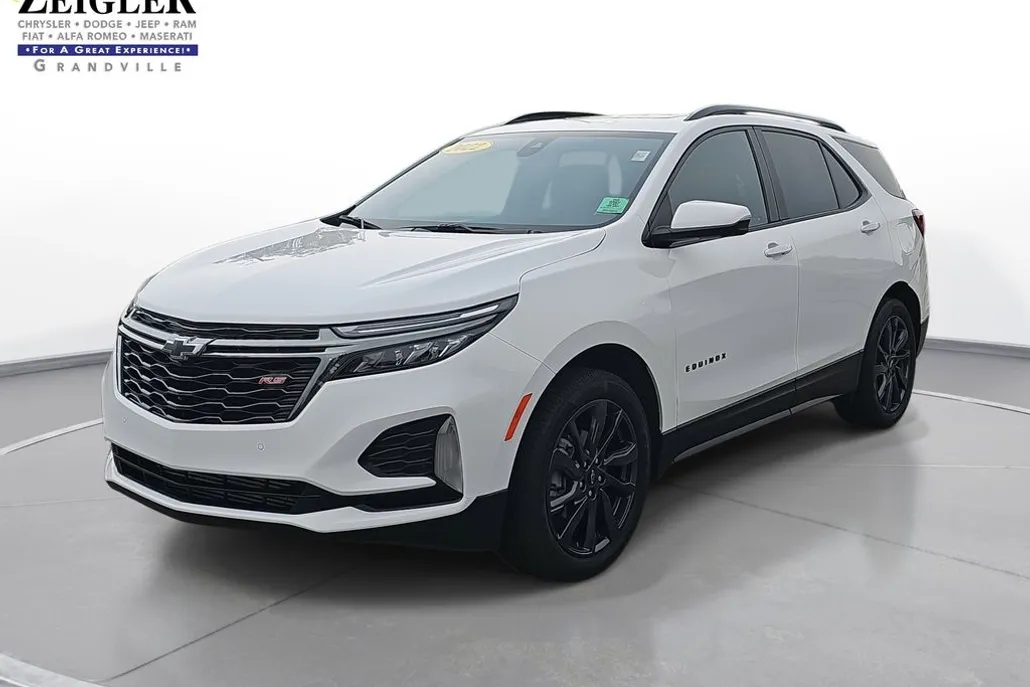 2022 Chevrolet Equinox RS photo 1