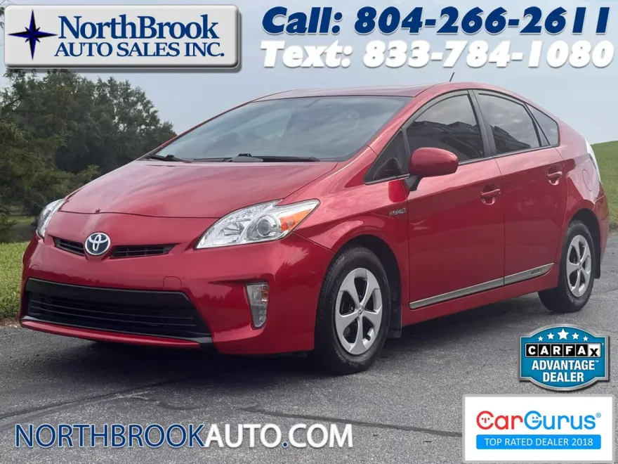 2012 Toyota Prius Three Touring photo 1