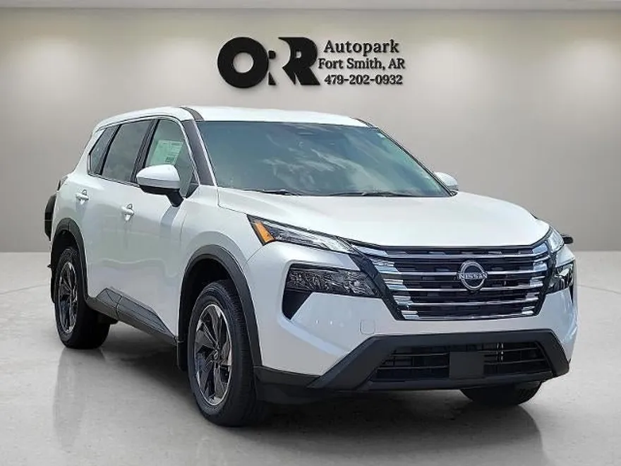 2025 Nissan Rogue SV photo 1