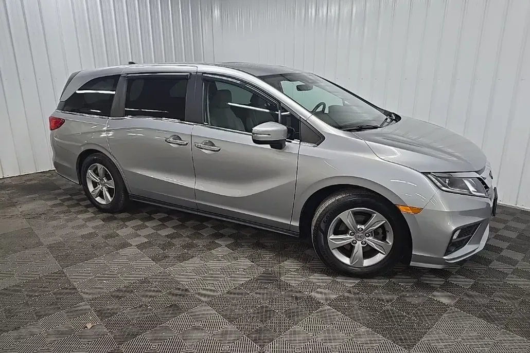 2019 Honda Odyssey EX-L photo 1