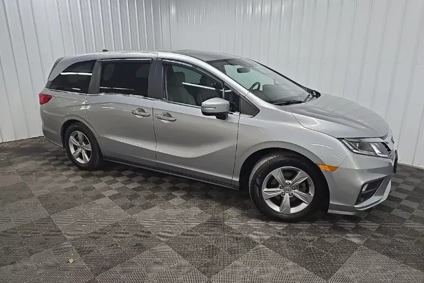 2019 Honda Odyssey EX-L photo 1