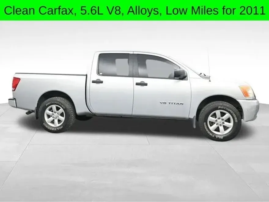 2011 Nissan Titan S photo 1