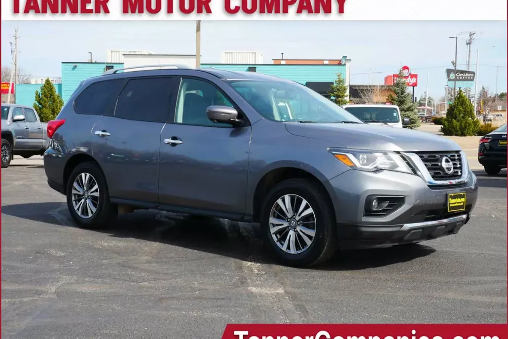 2020 Nissan Pathfinder SL photo 1
