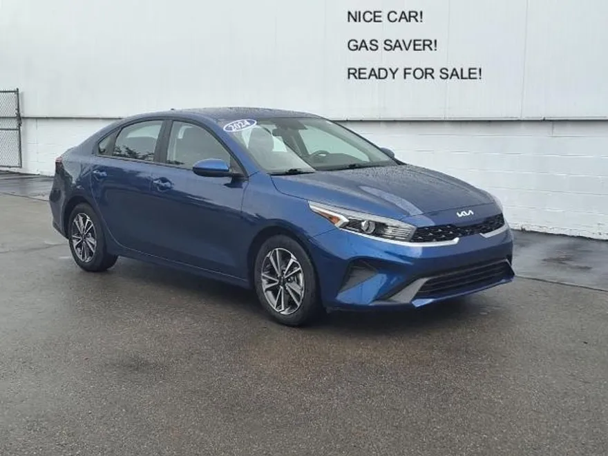 2024 Kia Forte LX photo 1