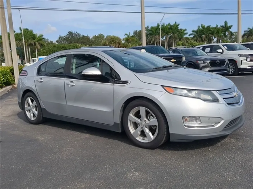 2014 Chevrolet Volt Base photo 1