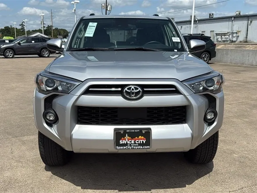 2024 Toyota 4Runner SR5 photo 1