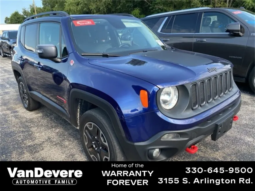 2016 Jeep Renegade Trailhawk photo 1