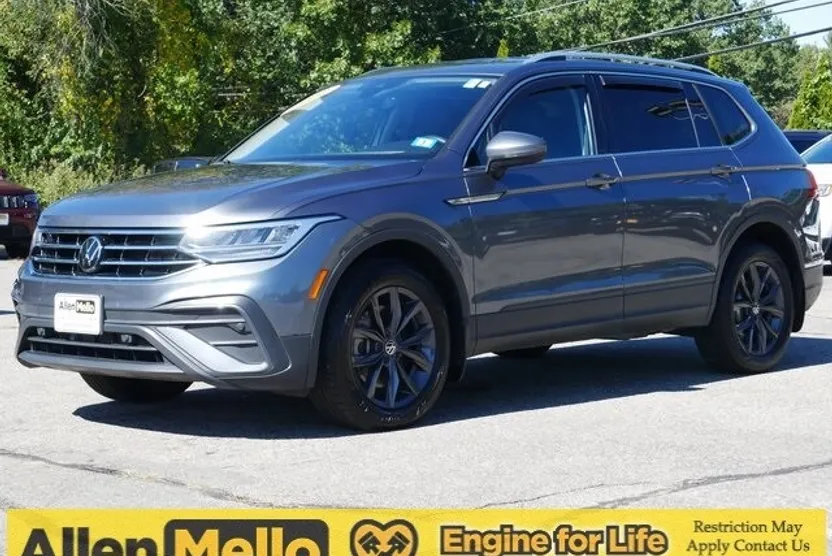2022 Volkswagen Tiguan SE photo 1