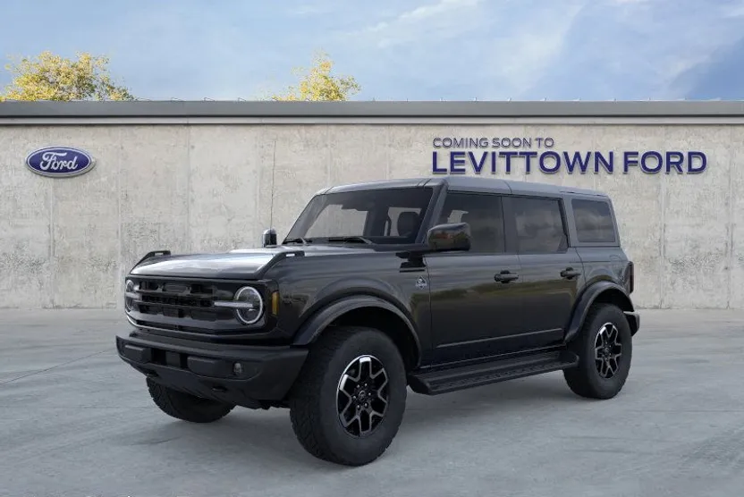 2025 Ford Bronco Outer Banks photo 1