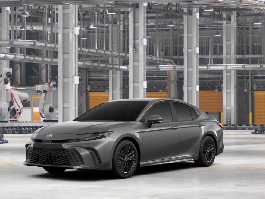 2026 Toyota Camry SE photo 1