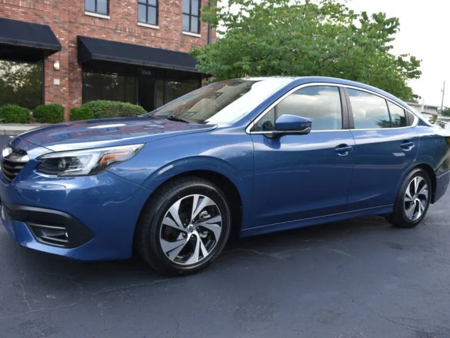 2022 Subaru Legacy Premium photo 1