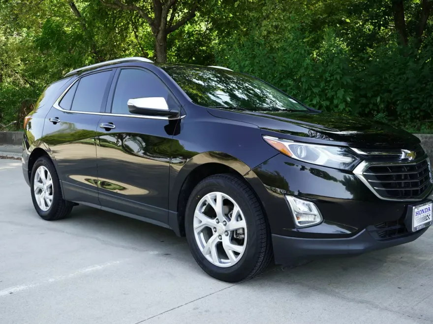 2019 Chevrolet Equinox Premier photo 1