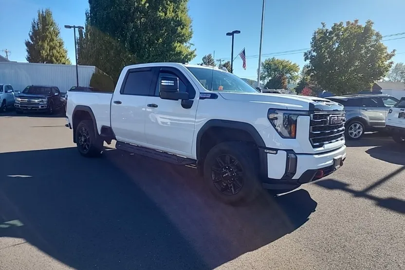 2024 Gmc Sierra HD AT4 photo 1