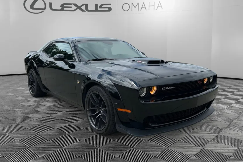 2021 Dodge Challenger R/T Scat Pack Widebody photo 1