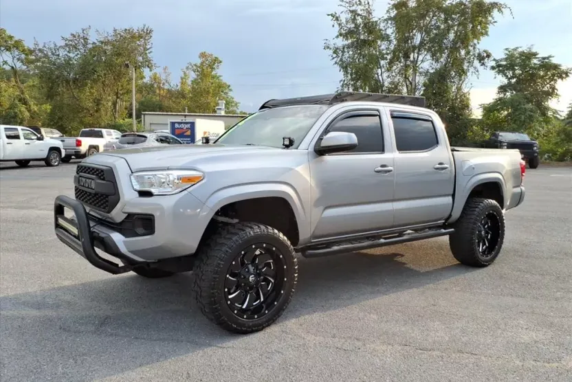 2021 Toyota Tacoma SR5 V6 photo 1