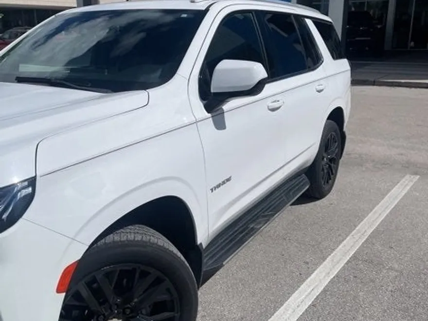 2021 Chevrolet Tahoe LT photo 1