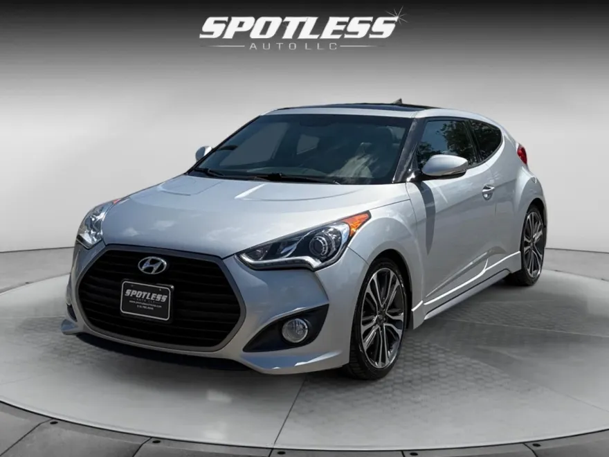 2016 Hyundai Veloster Turbo photo 1