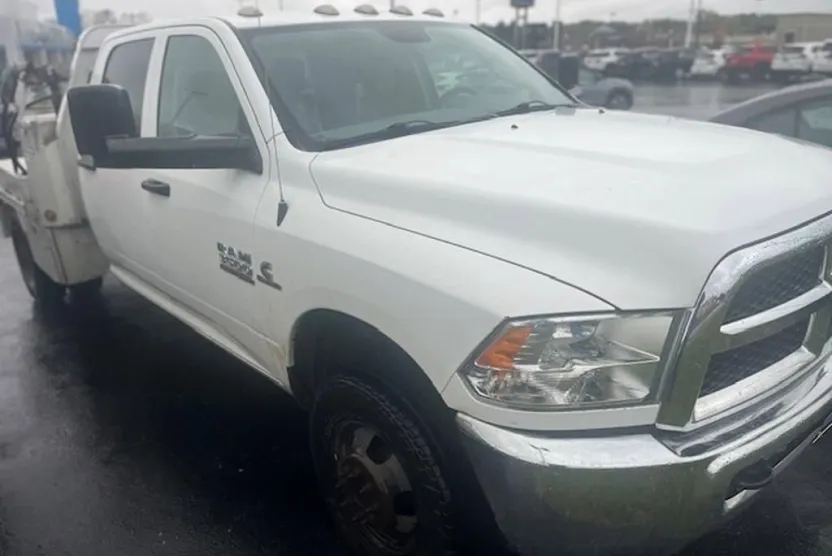 2016 Ram 3500 Tradesman photo 1