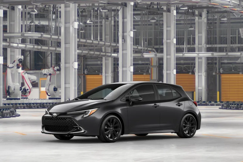 2025 Toyota Corolla XSE photo 1