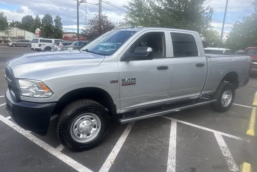 2016 Ram 2500 Tradesman photo 1