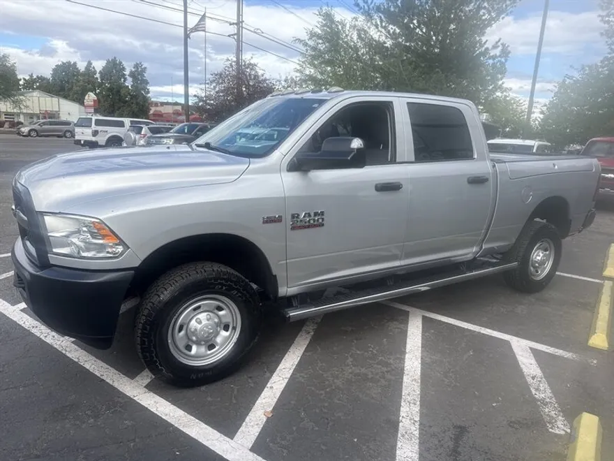 2016 Ram 2500 Tradesman photo 1