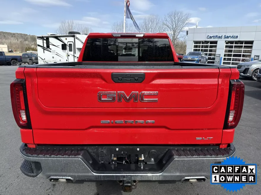 2021 Gmc Sierra SLT photo 1