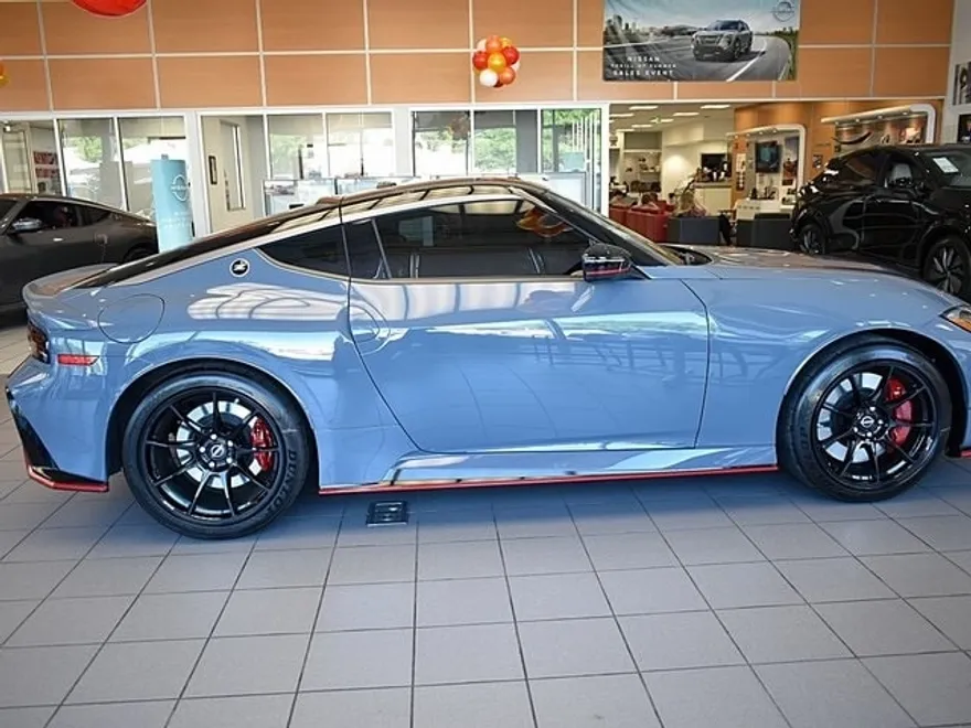 2024 Nissan Z Nismo photo 1