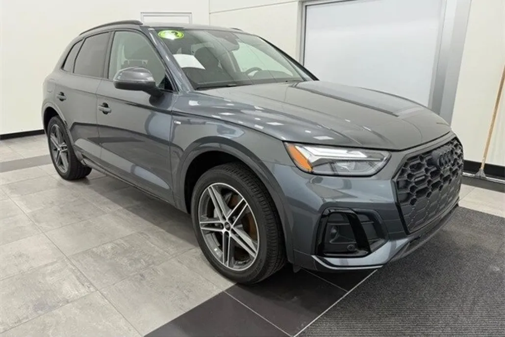 2022 Audi Q5 55 Premium S line photo 1