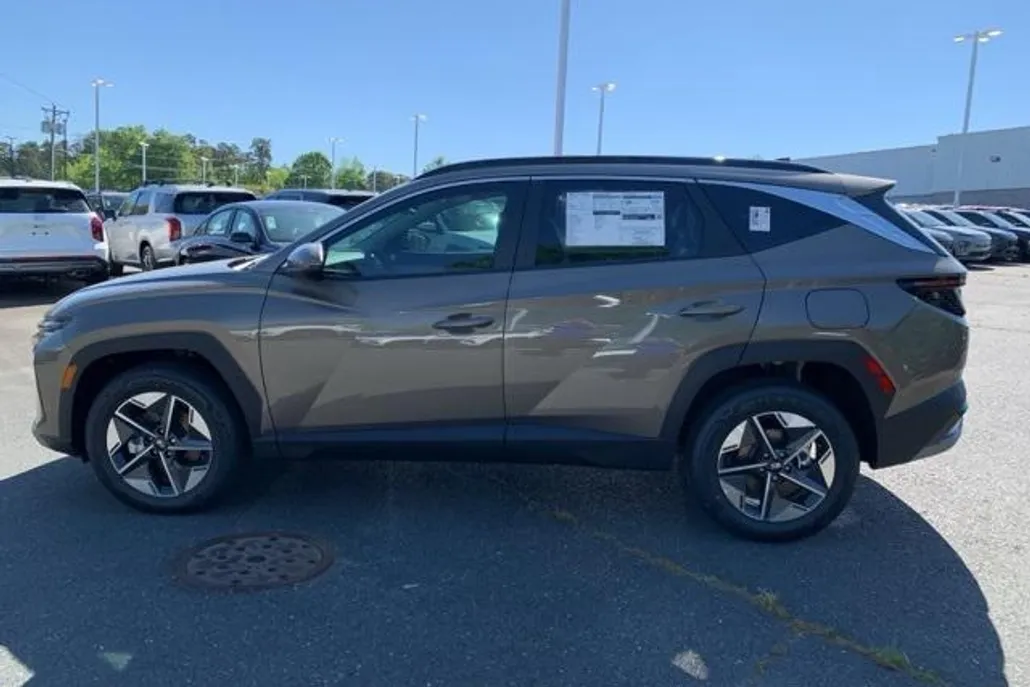 2025 Hyundai Tucson Hybrid SEL Convenience photo 1
