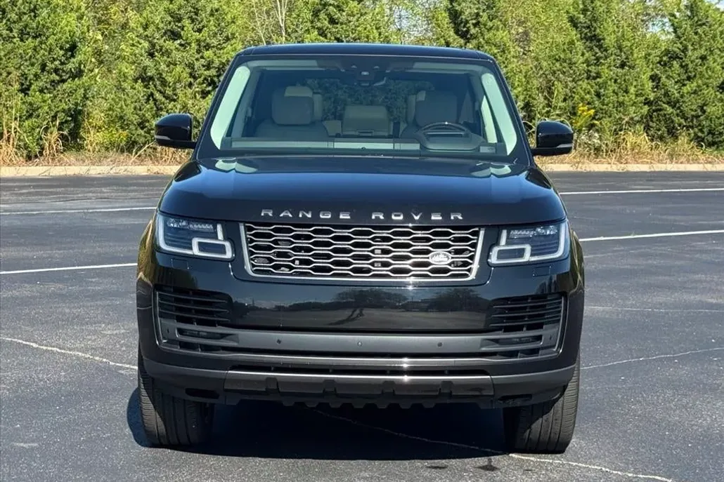 2021 Land Rover Range Rover photo 1