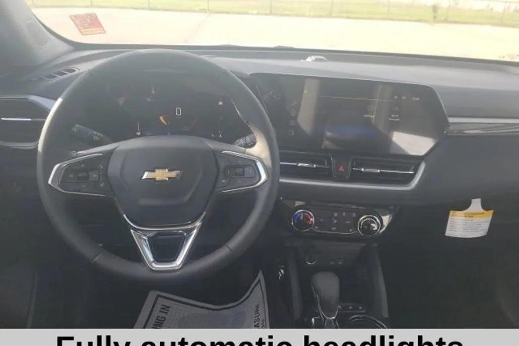 2026 Chevrolet Trailblazer LT photo 1