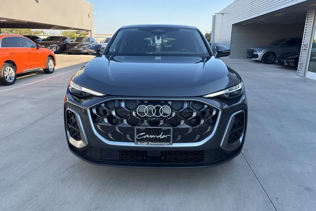 2025 Audi Q5 2.0T Premium Plus photo 1