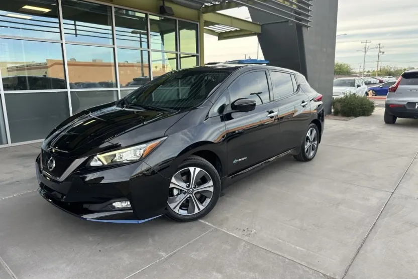 2019 Nissan Leaf SL Plus photo 1
