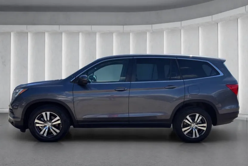2016 Honda Pilot EX-L photo 1