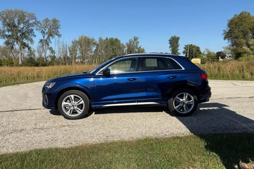 2024 Audi Q3 Premium Plus S line photo 1