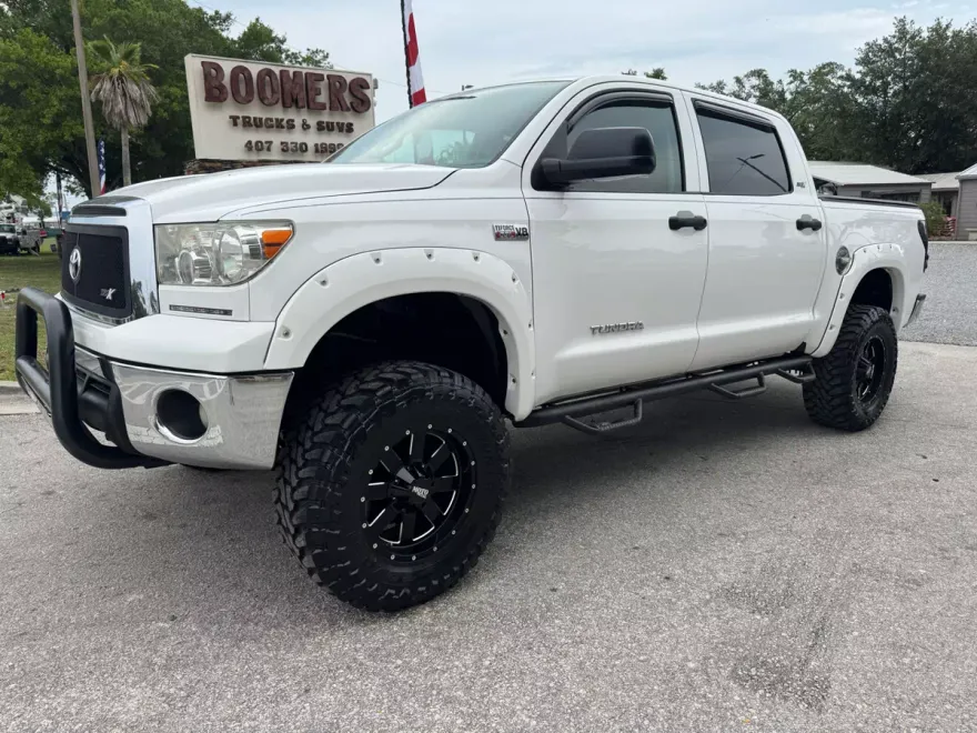 2012 Toyota Tundra CrewMax photo 1