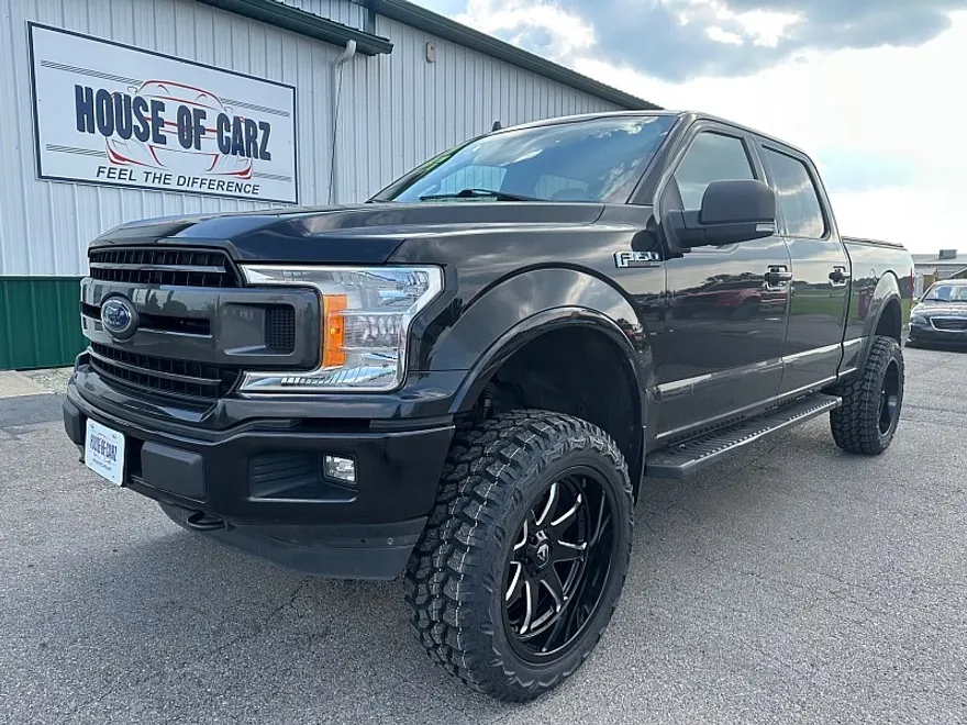 2019 Ford F-150 XLT photo 1