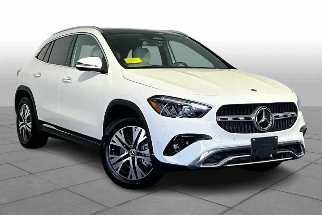 2025 Mercedes Benz GLA 250 4MATIC photo 1