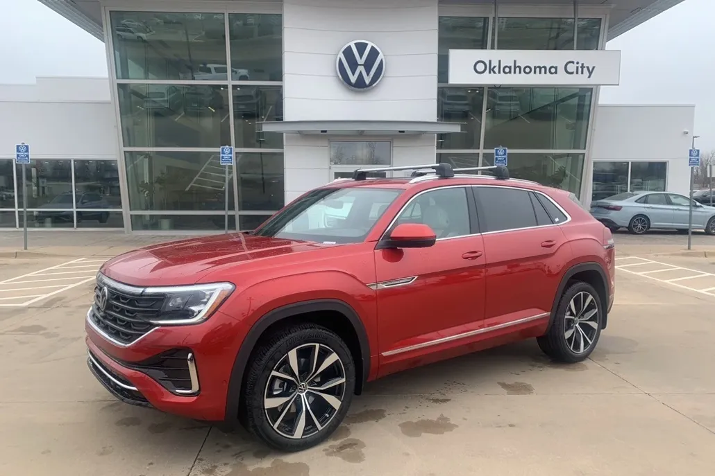 2025 Volkswagen Atlas Cross Sport SEL Premium R-Line photo 1