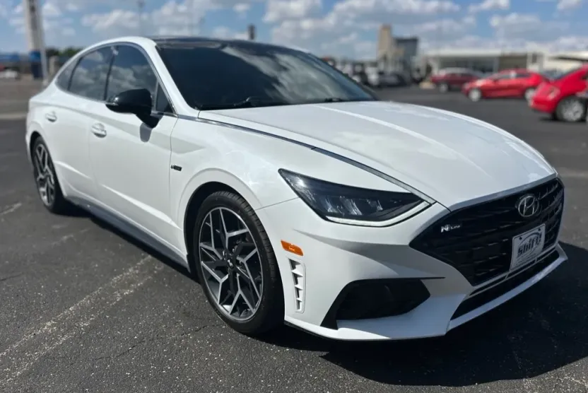 2022 Hyundai Sonata N Line photo 1
