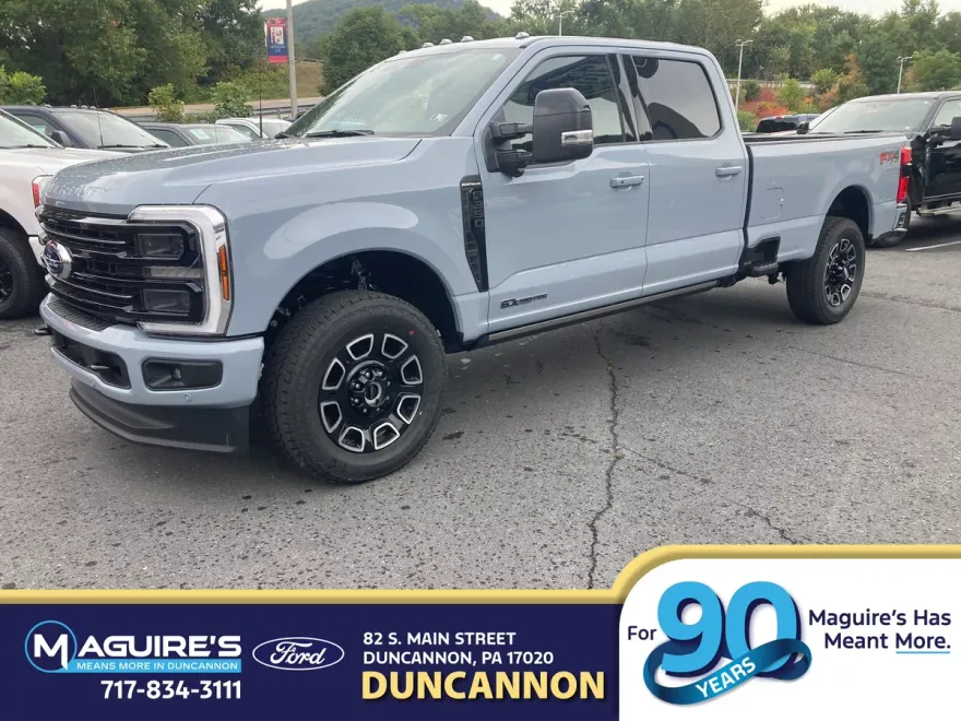 2026 Ford F-350 Platinum photo 1