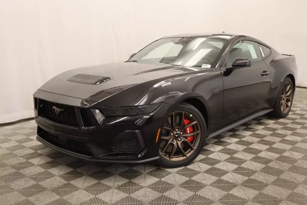 2025 Ford Mustang GT Premium photo 1