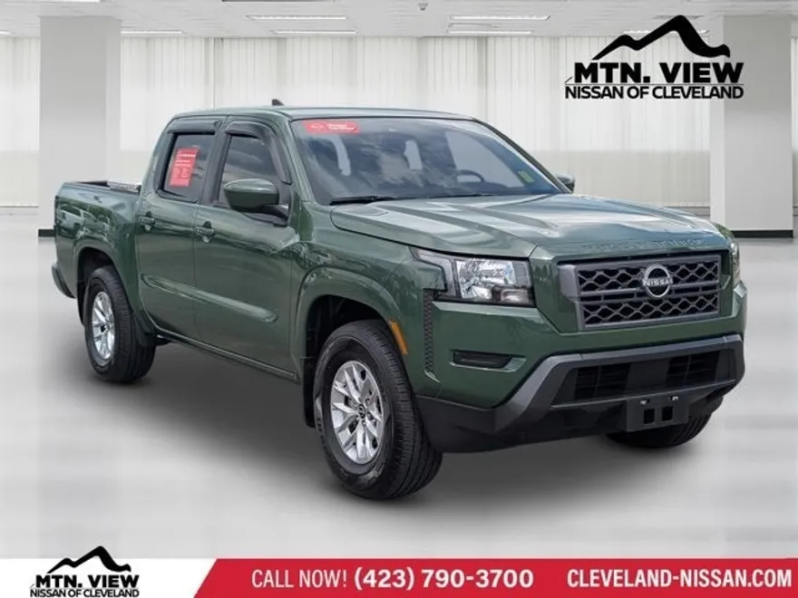 2024 Nissan Frontier SV photo 1