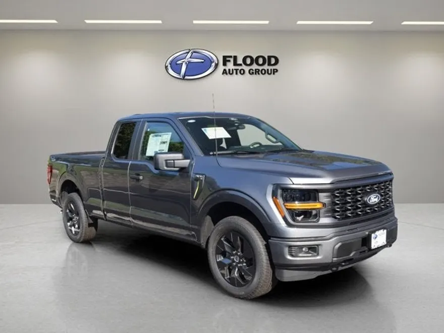 2025 Ford F-150 STX photo 1
