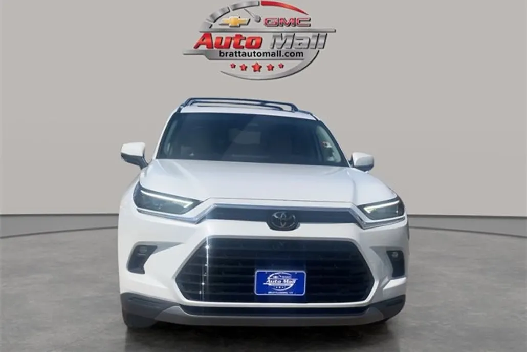 2024 Toyota Highlander Hybrid Limited photo 1