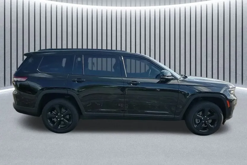 2024 Jeep Grand Cherokee Altitude X photo 1